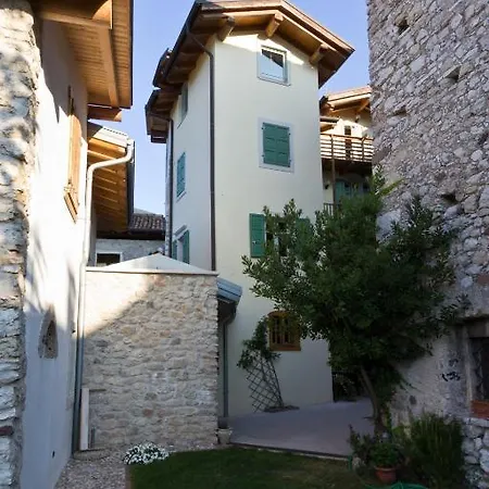 Bed & Breakfast Monica 3*